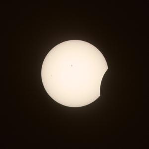 Solar eclipse at 10%