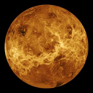 La superficie del pianeta Venere con crinali e valli